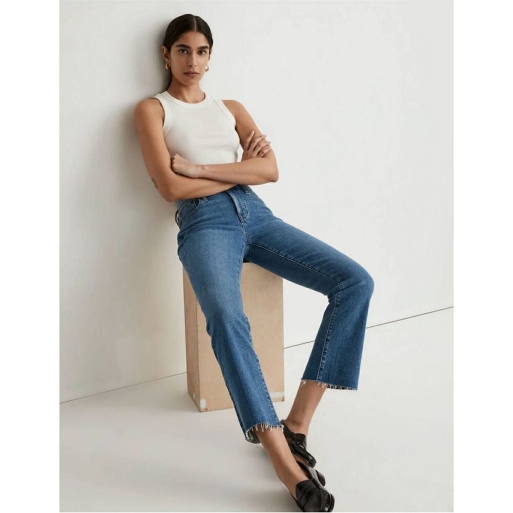 Madewell Kick Out Crop Jeans Mid Rise Raw Hem Cherryville Wash Size 32 NWT